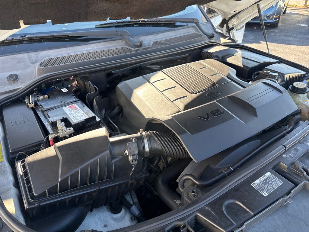 2011 Land Rover Range Rover Sport Image 26