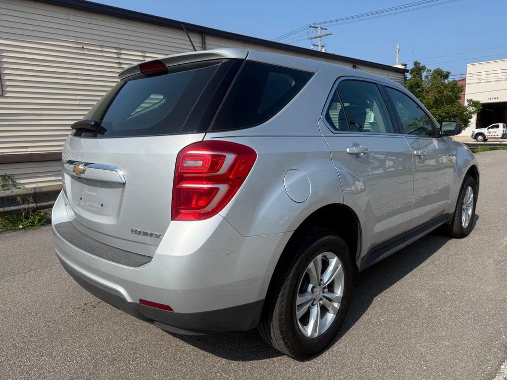 2016 Chevrolet Equinox Image 3