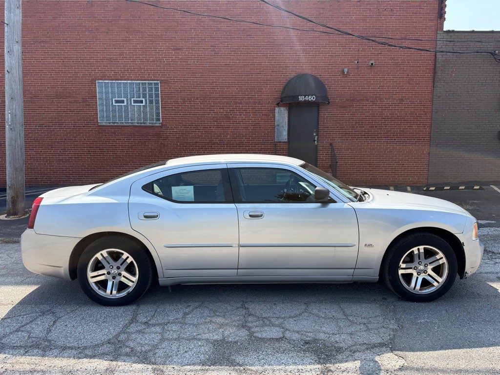 2006 Dodge Charger Image 2