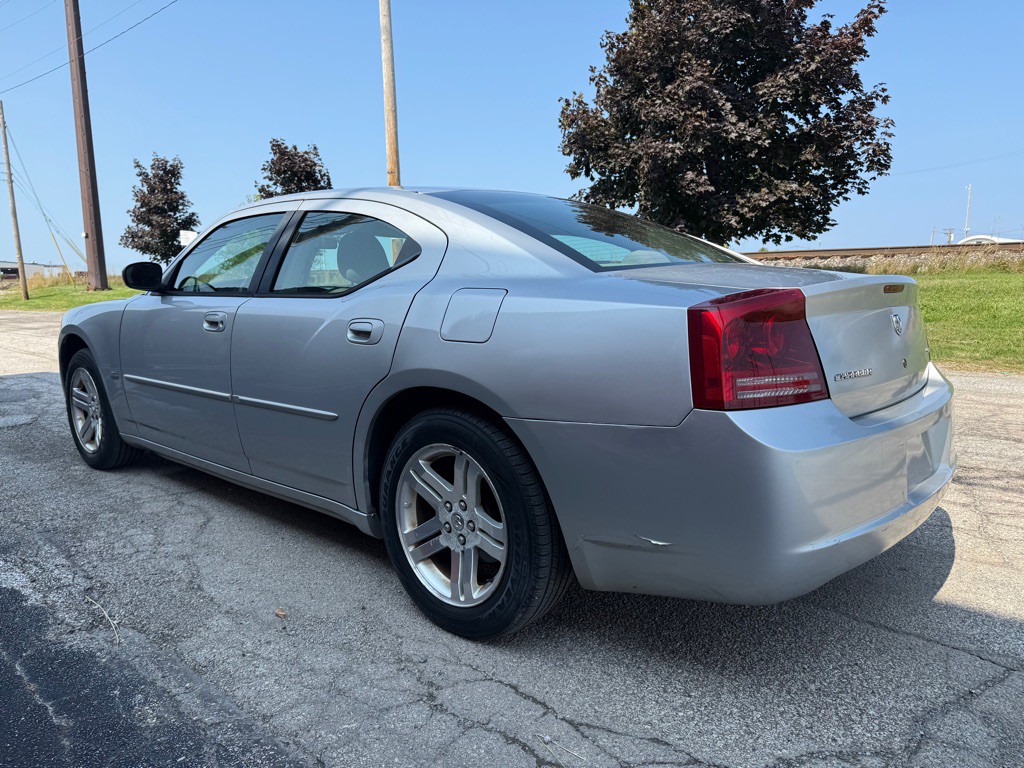2006 Dodge Charger Image 5