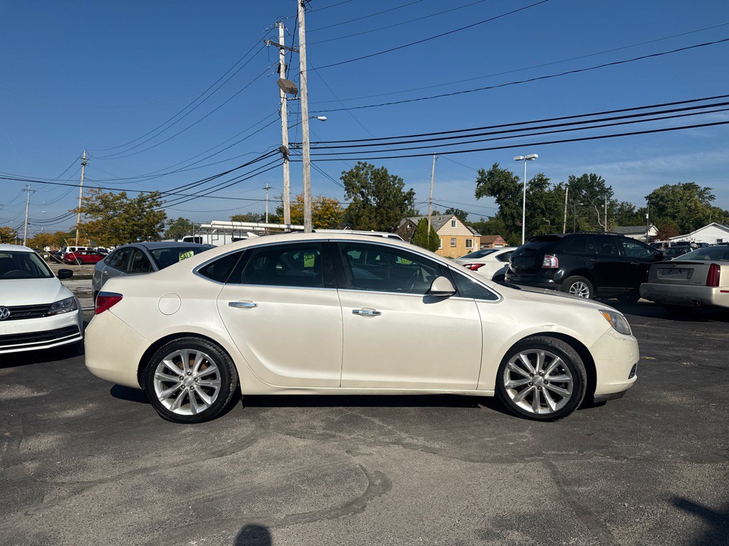 2012 Buick Verano Image 4