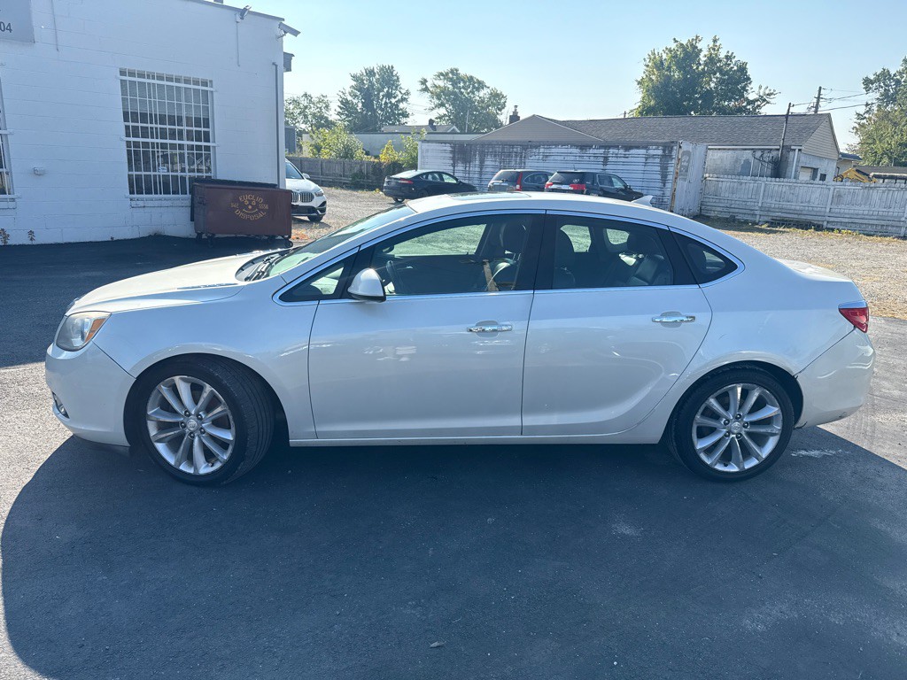 2012 Buick Verano Image 5