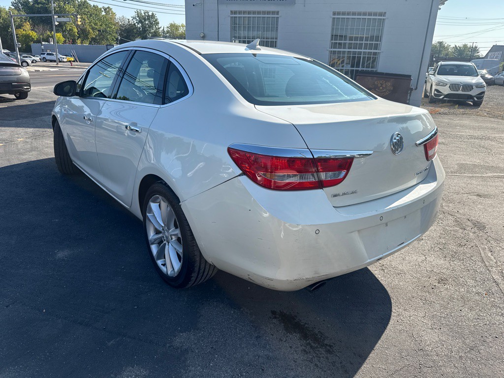 2012 Buick Verano Image 8
