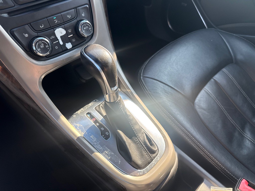 2012 Buick Verano Image 17