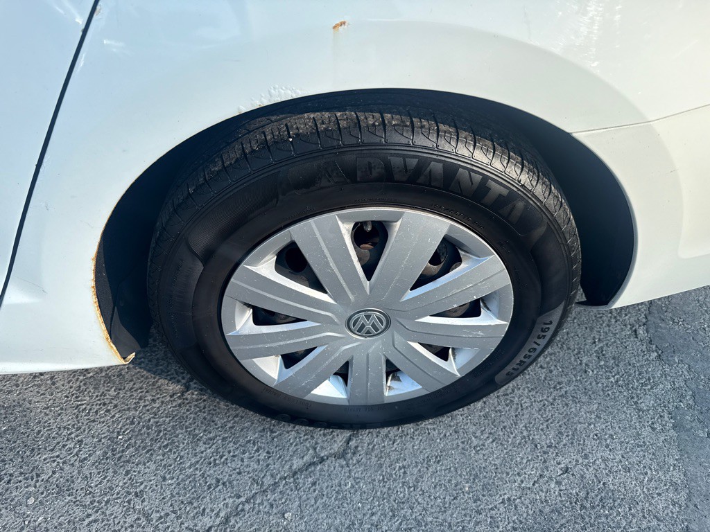 2016 Volkswagen Jetta Image 17