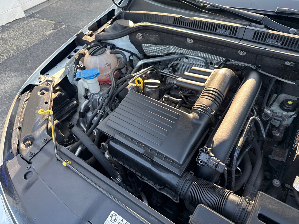 2016 Volkswagen Jetta Image 18
