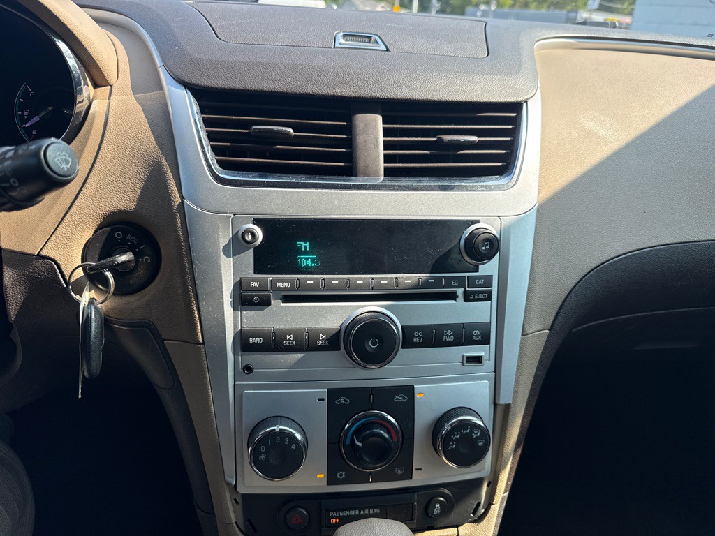 2012 Chevrolet Malibu Image 15