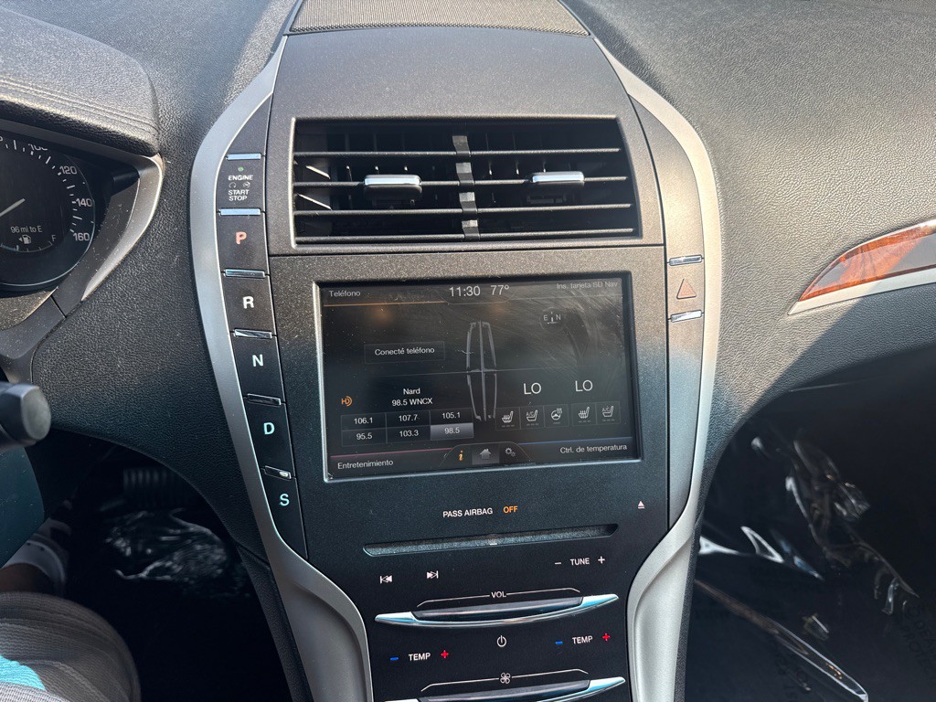 2015 Lincoln MKZ Image 15
