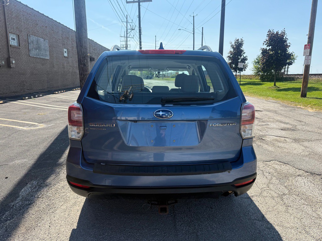 2018 Subaru Forester Image 4