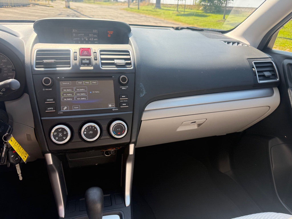 2018 Subaru Forester Image 13