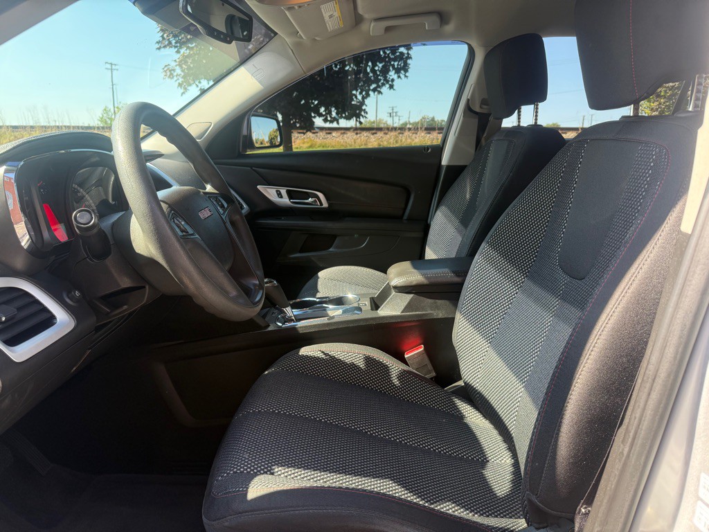 2017 GMC Terrain Image 9