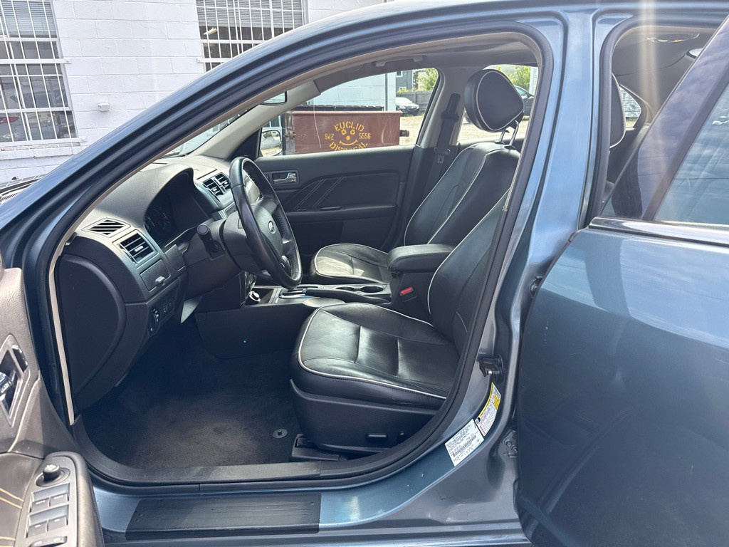 2012 Ford Fusion Image 10