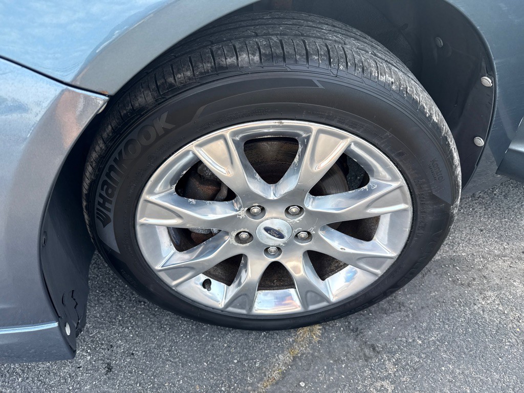 2012 Ford Fusion Image 18