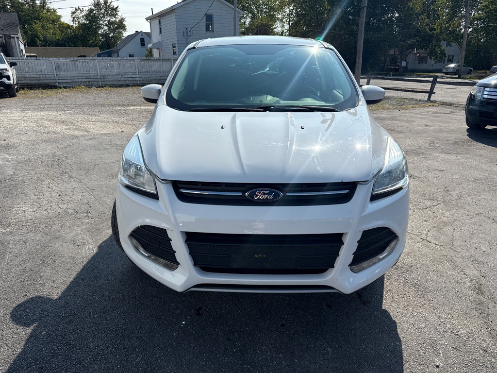 2016 Ford Escape Image 2