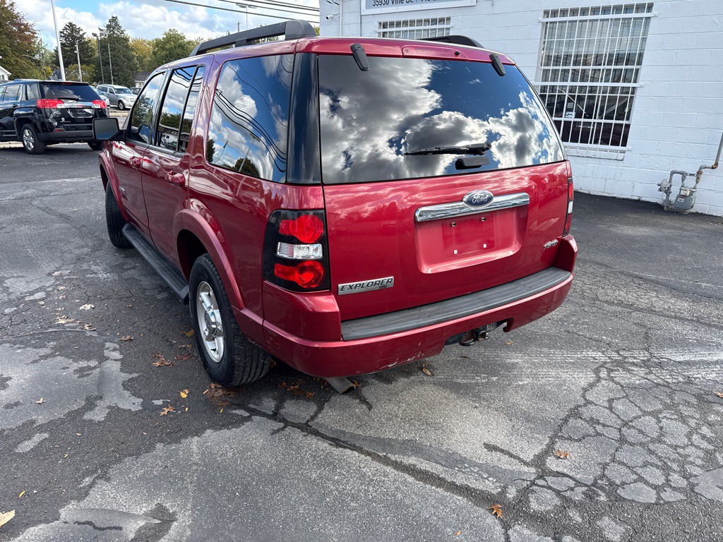 2008 Ford Explorer Image 8