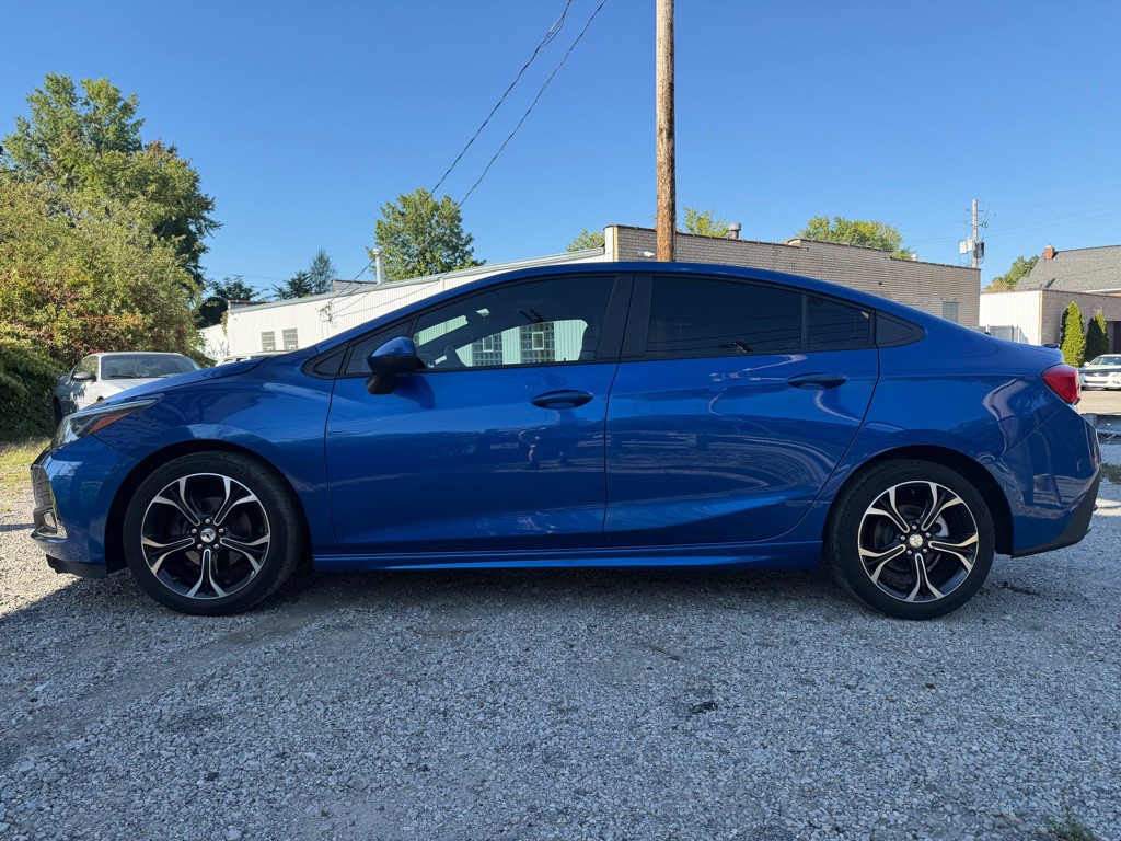 2019 Chevrolet Cruze Image 6