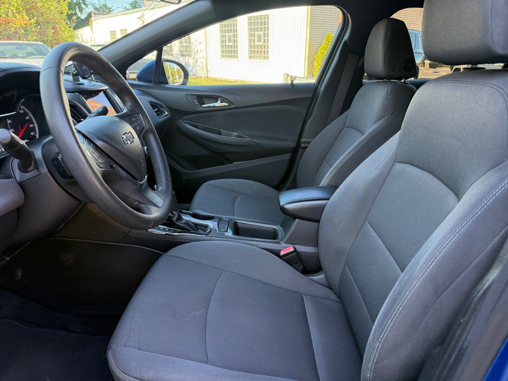 2019 Chevrolet Cruze Image 8