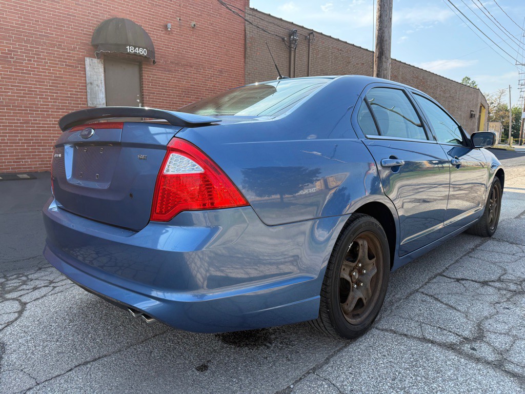 2010 Ford Fusion Image 3