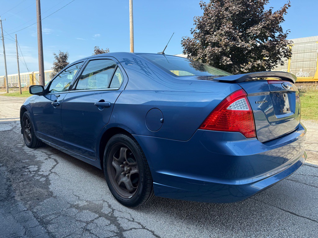 2010 Ford Fusion Image 5