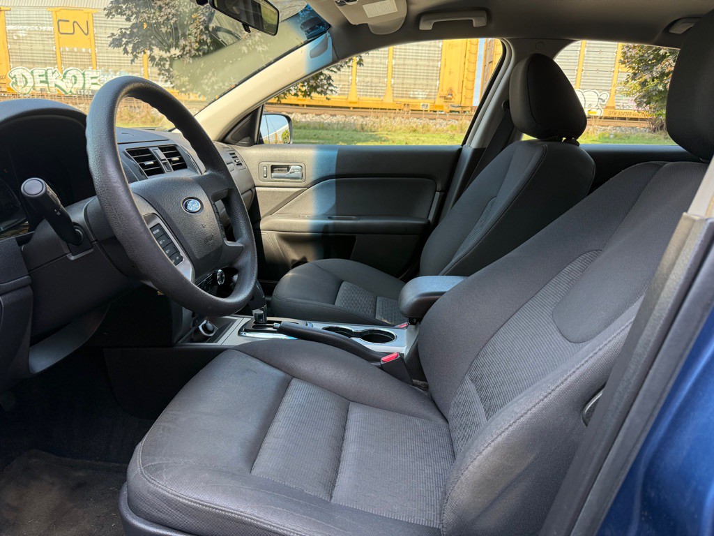 2010 Ford Fusion Image 9