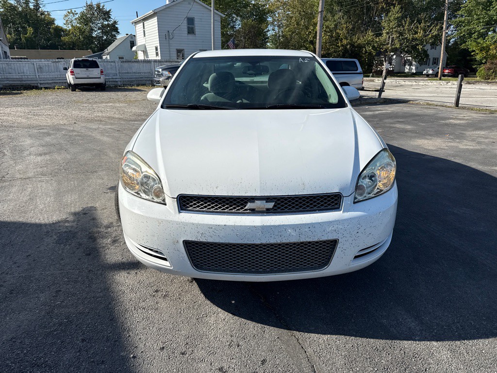 2013 Chevrolet Impala Image 2