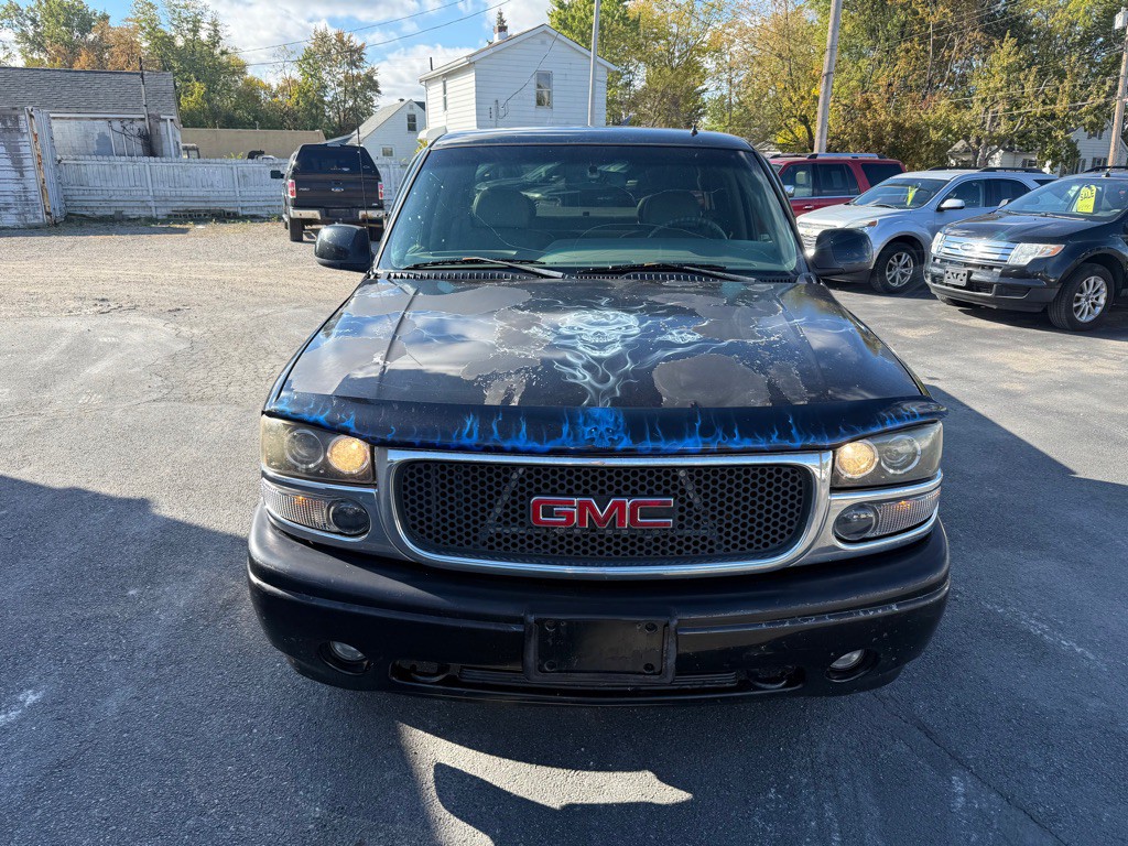 2001 GMC Sierra Image 2