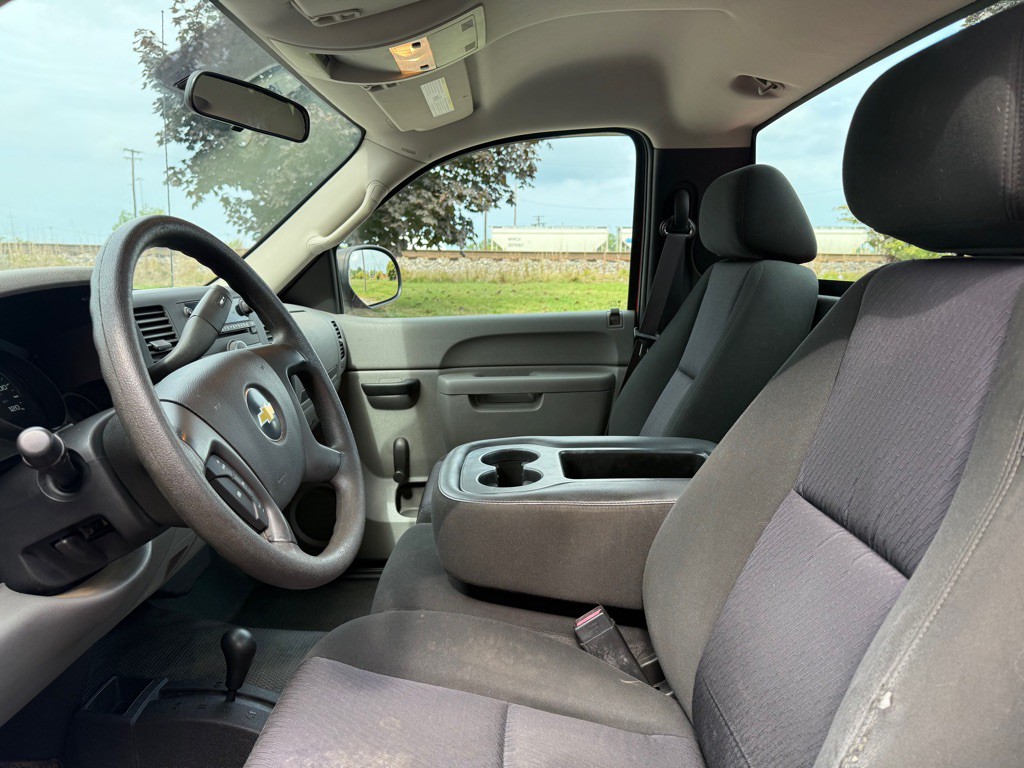 2011 Chevrolet Silverado 1500 Image 8