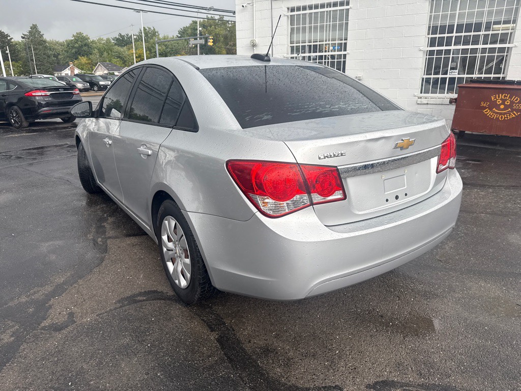 2016 Chevrolet Cruze Image 8