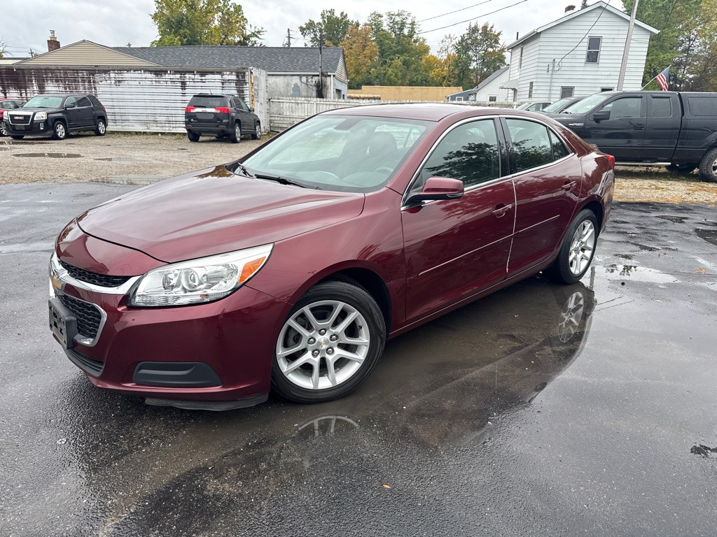 2015 Chevrolet Malibu Image 1