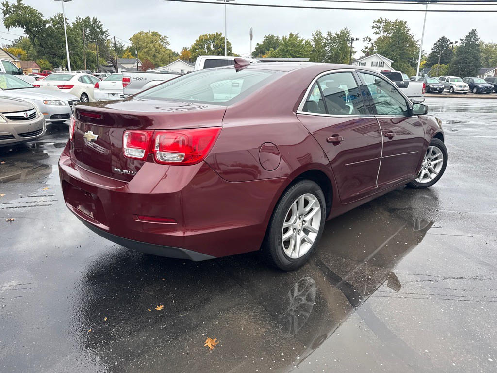 2015 Chevrolet Malibu Image 5