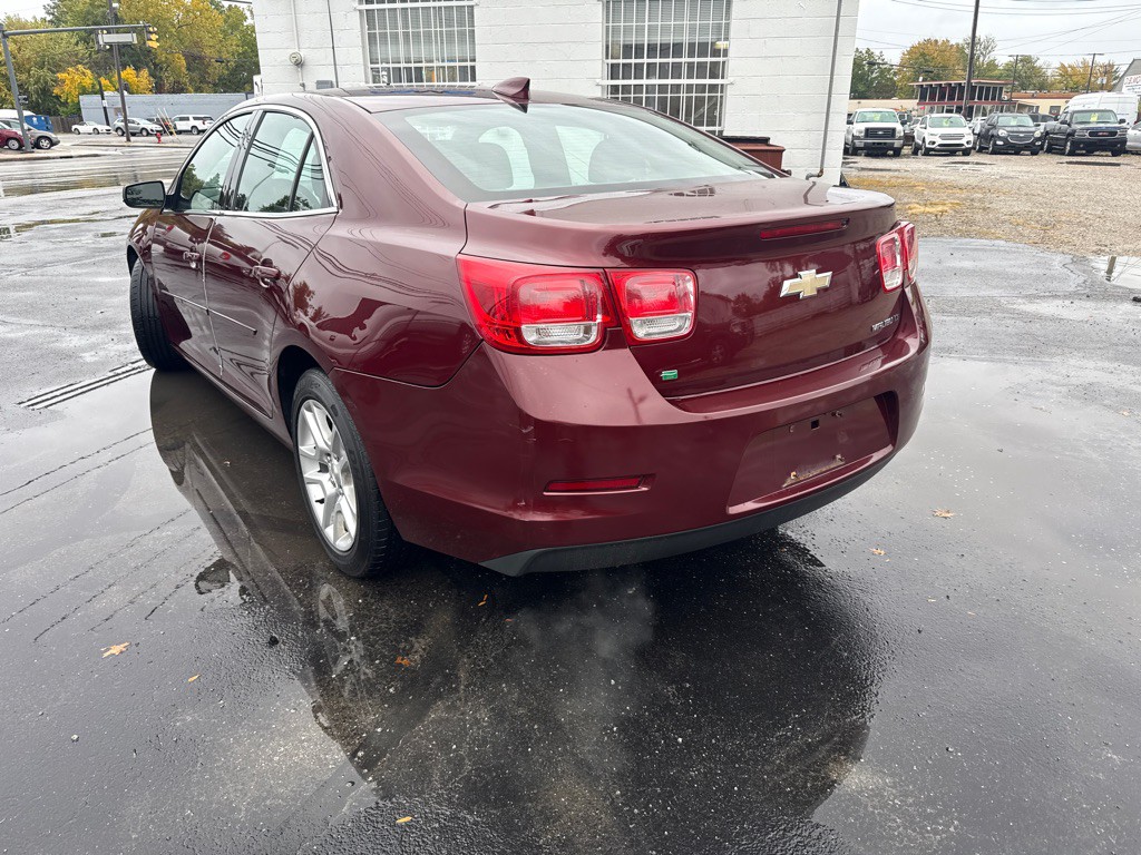 2015 Chevrolet Malibu Image 7