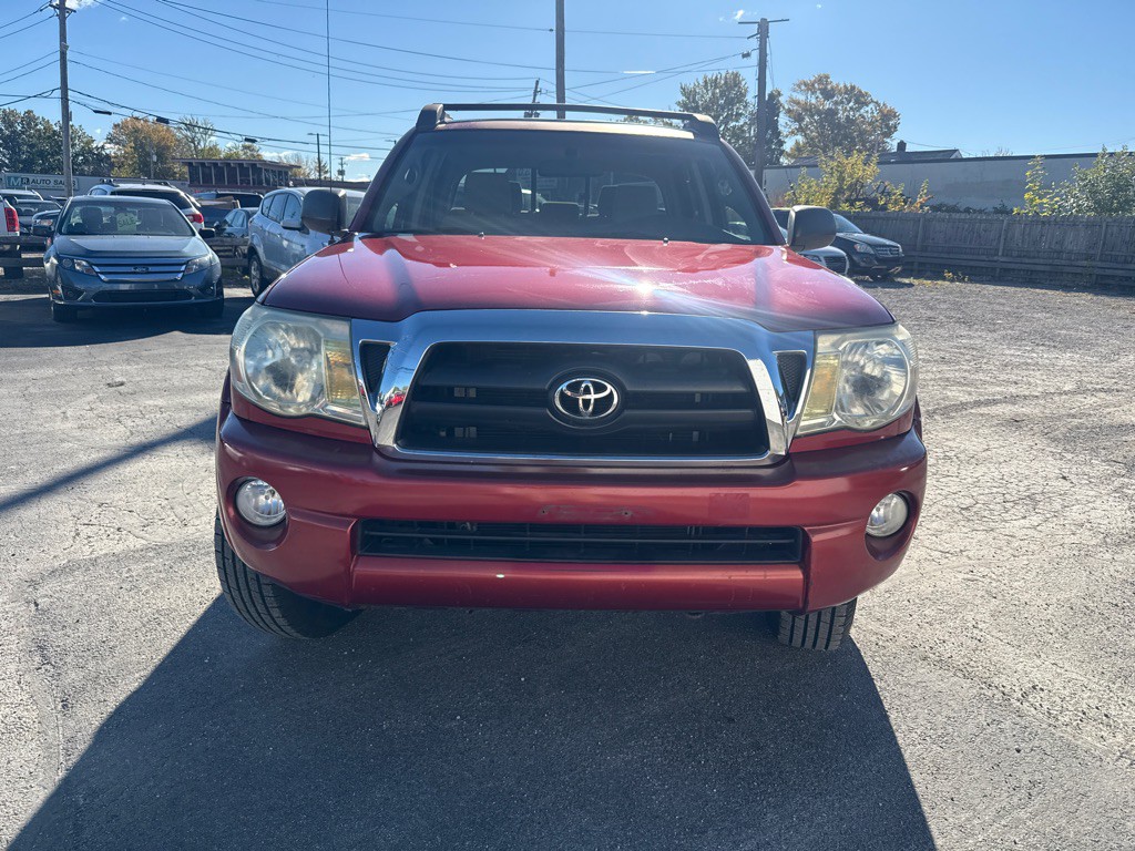 2005 Toyota Tacoma Image 2
