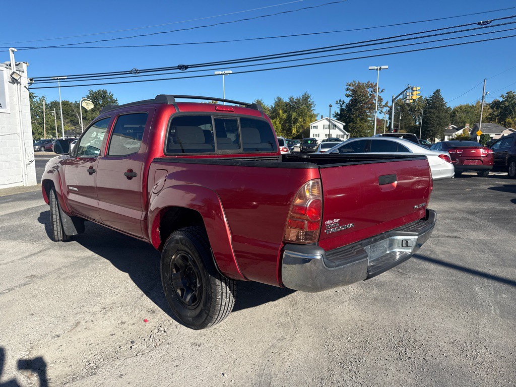 2005 Toyota Tacoma Image 8