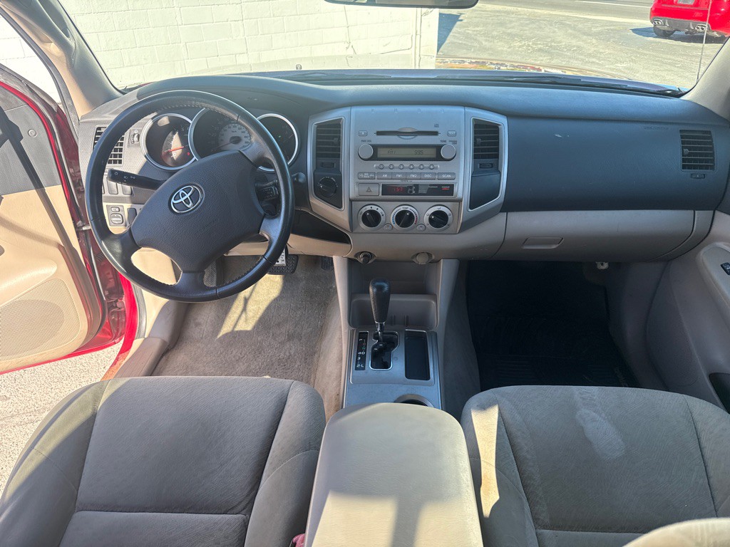 2005 Toyota Tacoma Image 9