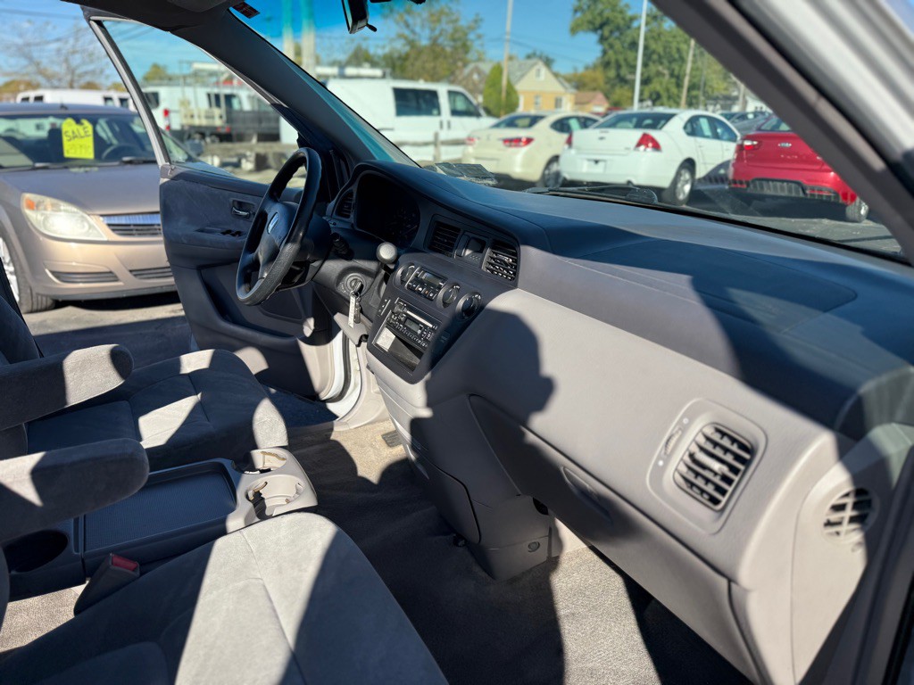 2003 Honda Odyssey Image 17