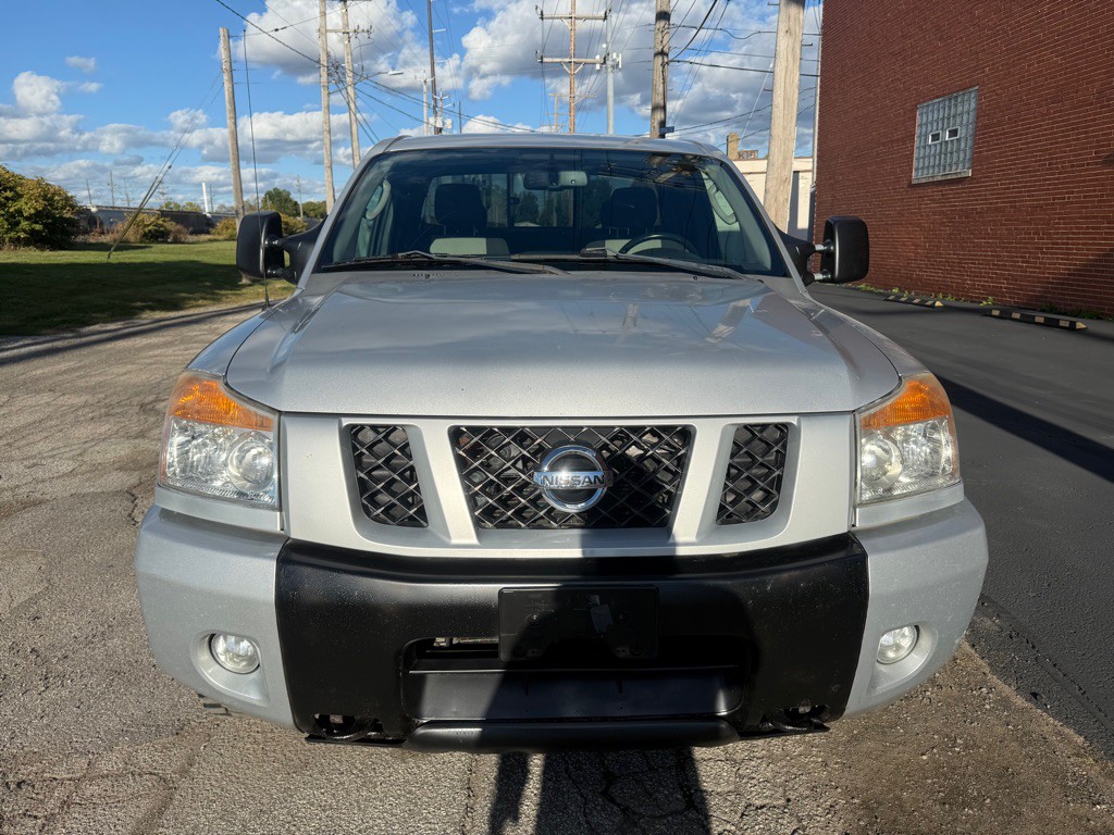2009 Nissan Titan Image 7