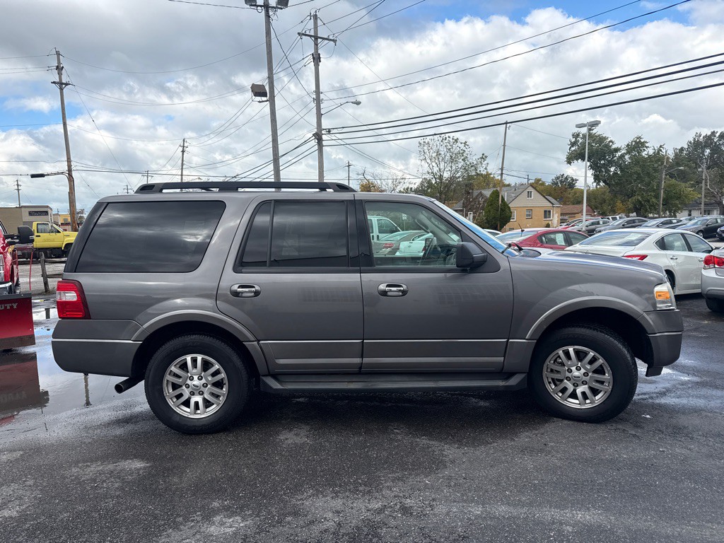 2011 Ford Expedition Image 4