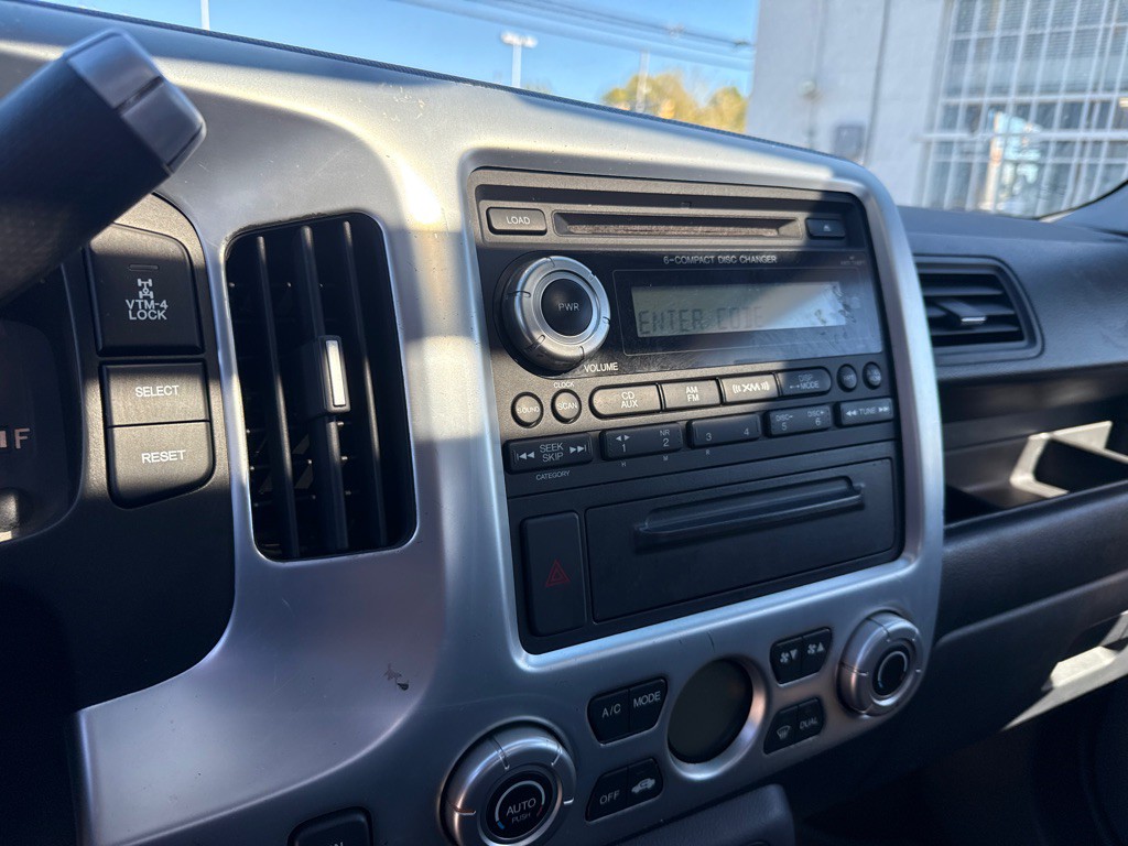 2006 Honda Ridgeline Image 15