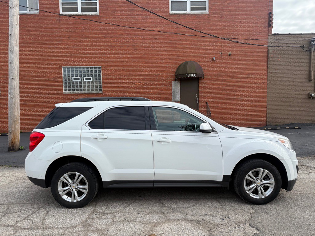 2015 Chevrolet Equinox Image 2