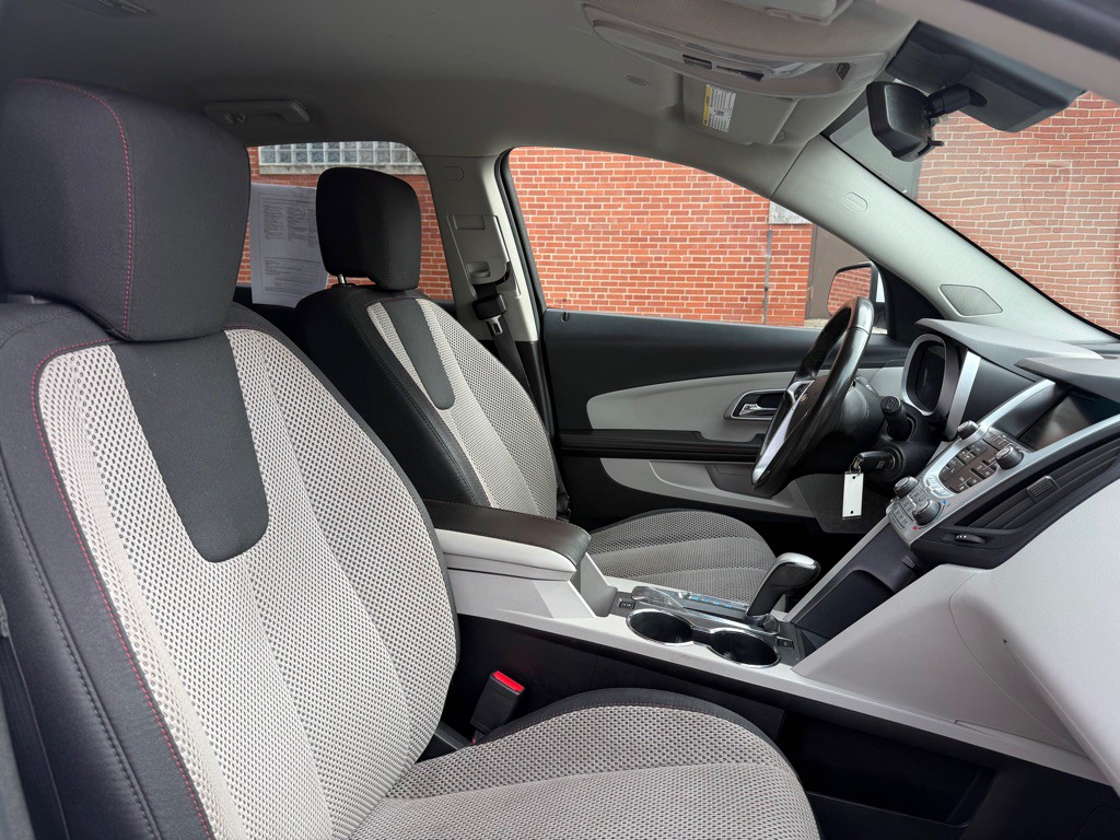 2015 Chevrolet Equinox Image 9