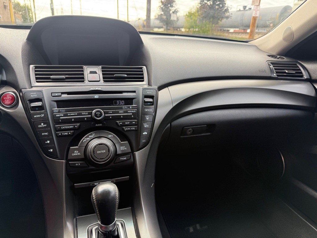 2014 Acura TL Image 14