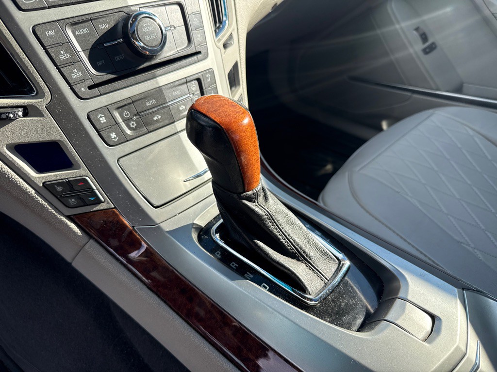 2012 Cadillac CTS Image 17