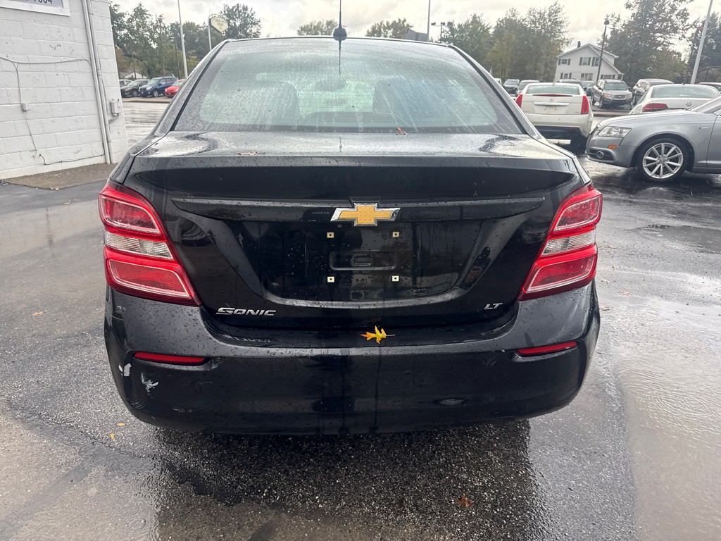 2017 Chevrolet Sonic Image 7