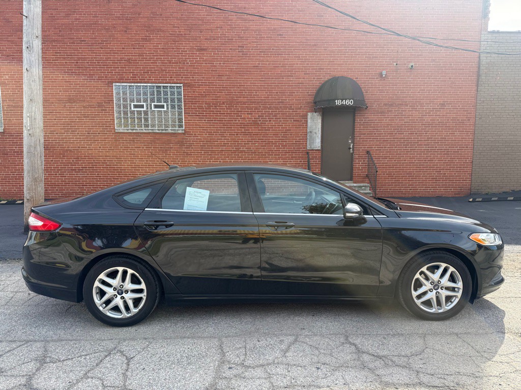 2013 Ford Fusion Image 2