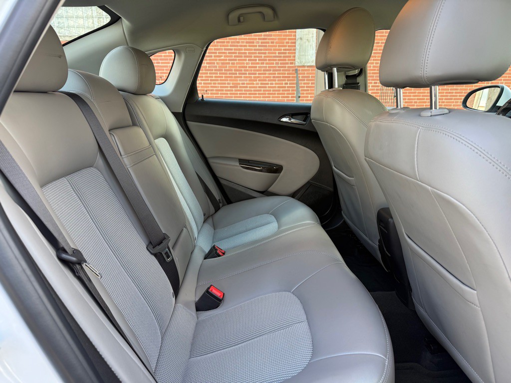 2015 Buick Verano Image 11