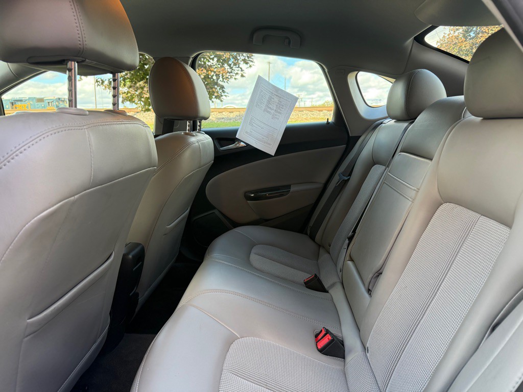 2015 Buick Verano Image 12