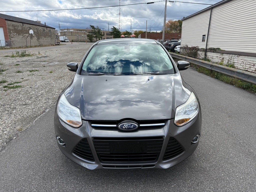 2012 Ford Focus Image 8