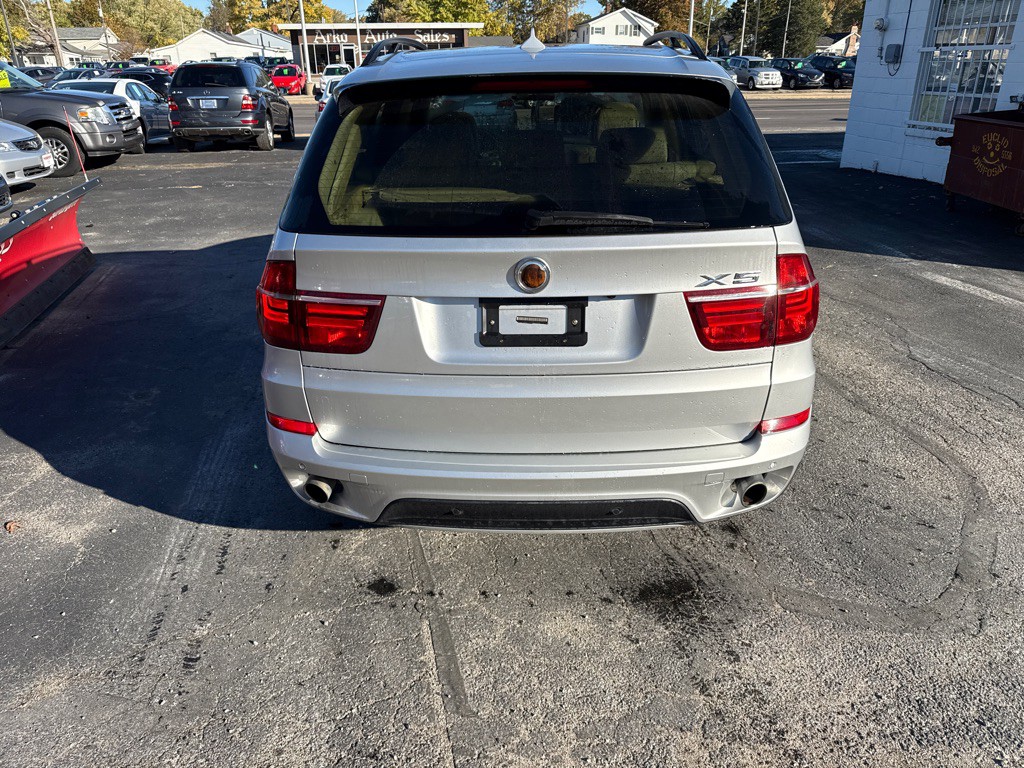 2011 BMW X5 Image 7