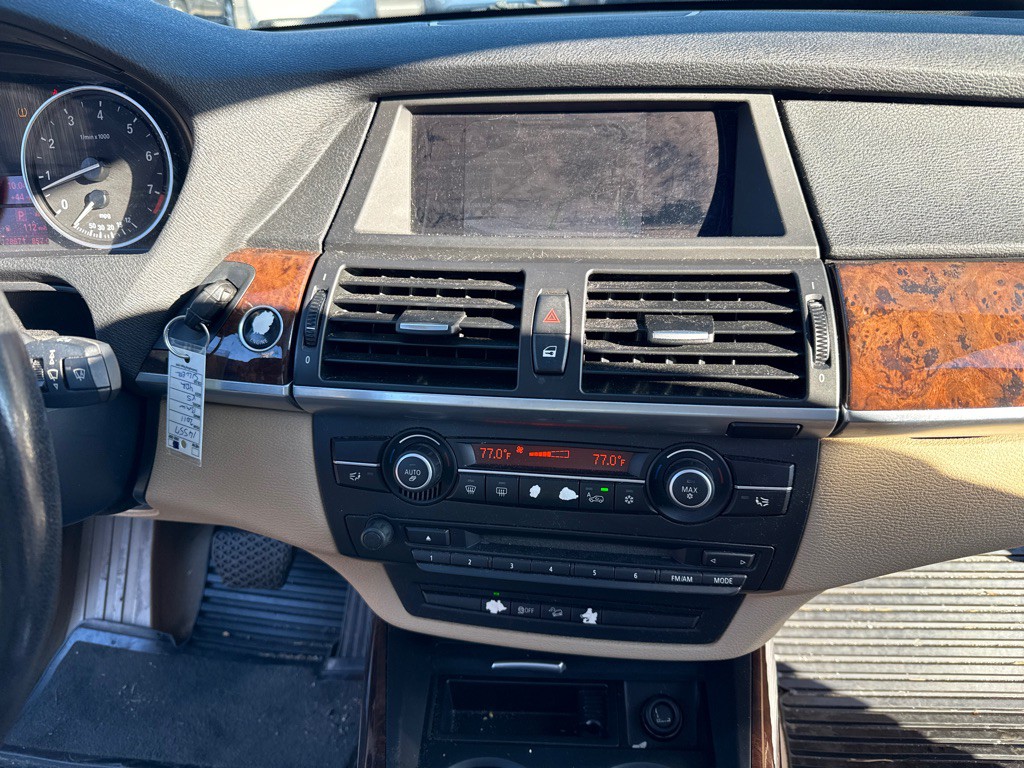 2011 BMW X5 Image 15