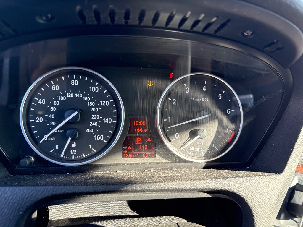 2011 BMW X5 Image 16